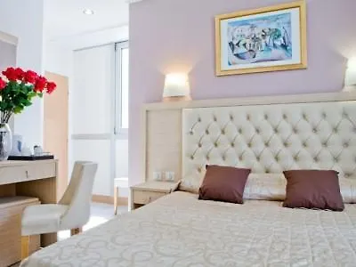 Lebron Hotel Paryż