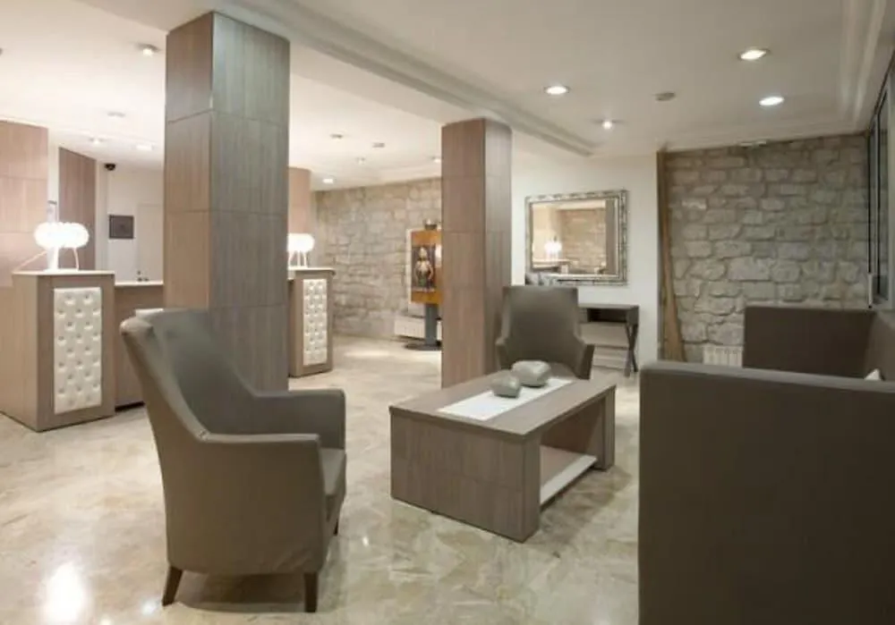 Lebron Hotel Paris