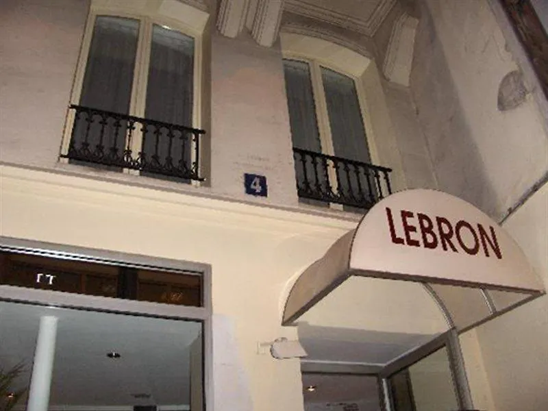 Lebron Hotell 3*