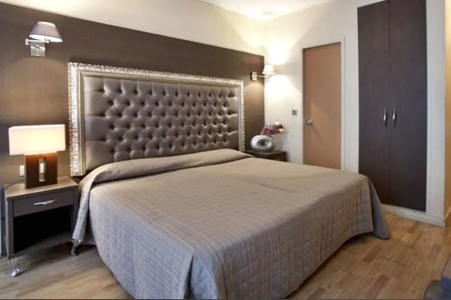 Hotel Lebron