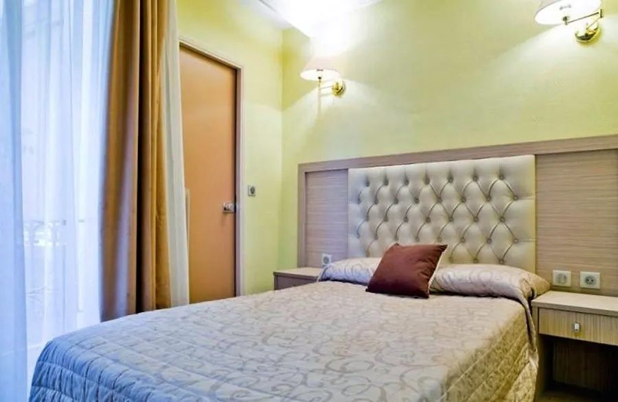 Hotel Lebron 3*