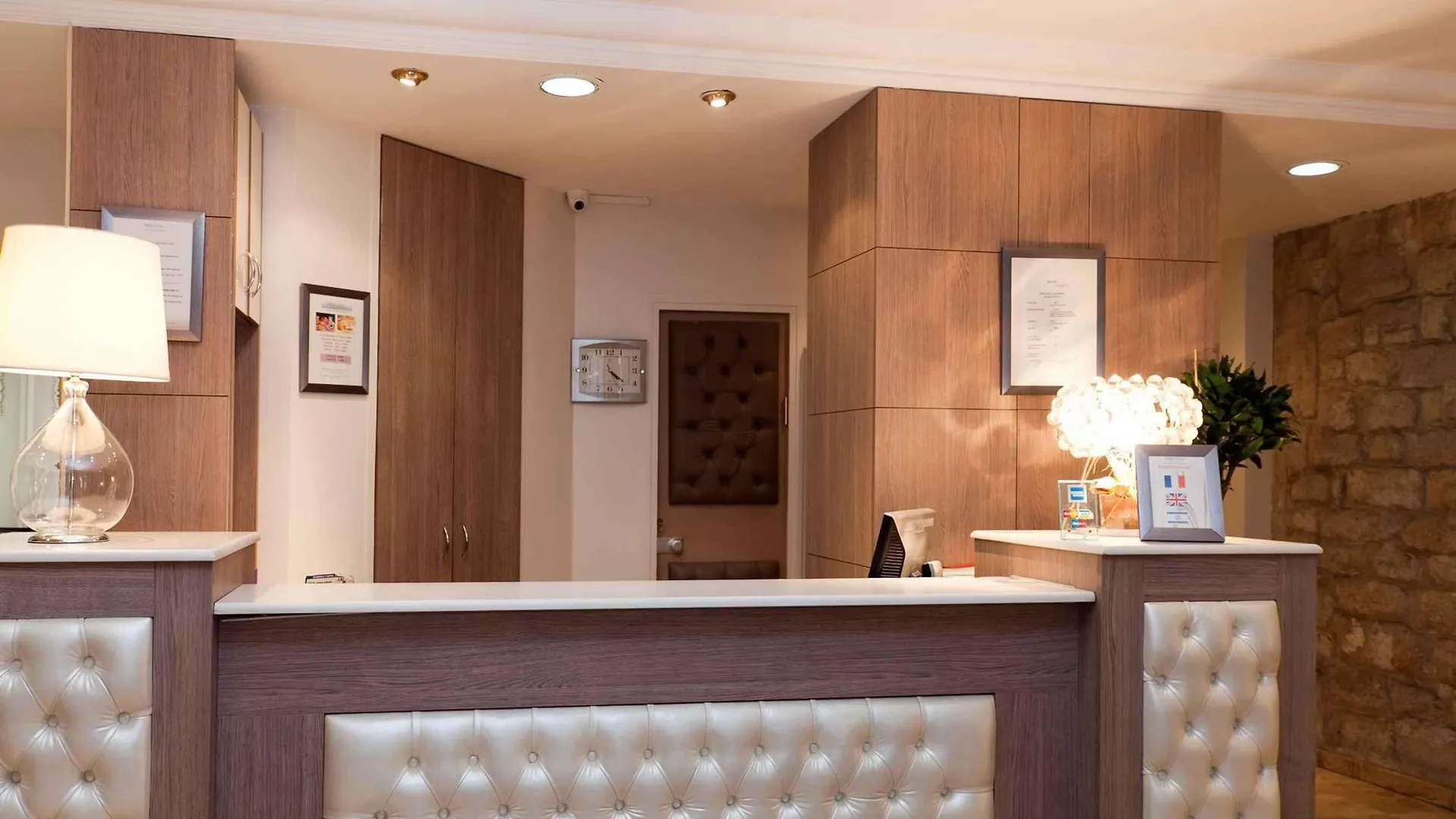 Hotel Lebron 3*