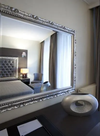 Hotel Lebron Paryż